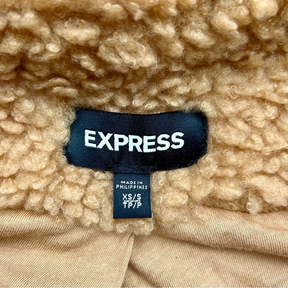 Express Camel Cozy Teddy Jacket Brown Tan Sherpa  Fleece Oversized Zip Size XS - Picture 11 of 14